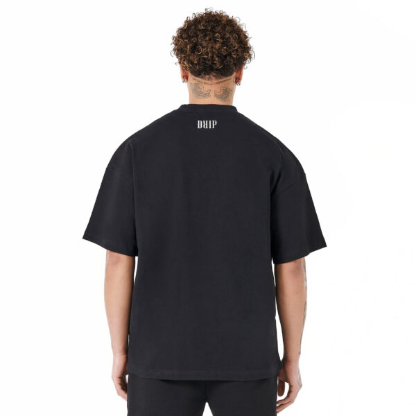 black-lose-fit-tshirt